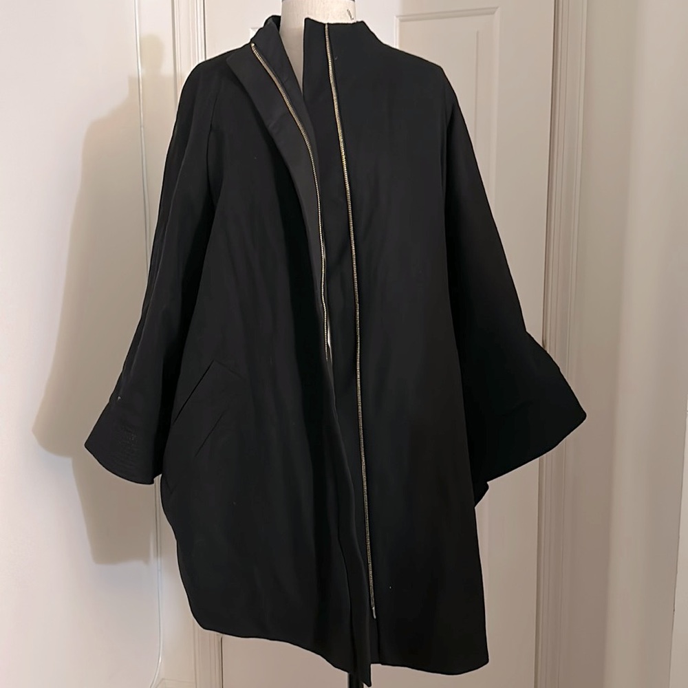 Like New Diane von Furstenberg Black Wool Cape Coat P / S